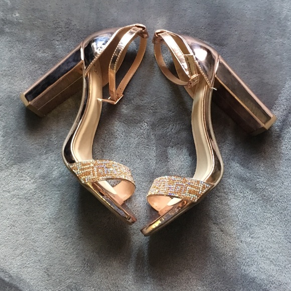 Delicious Shoes - Metallic Rose Gold Strap Heels